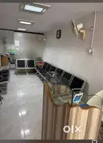 Receptionist