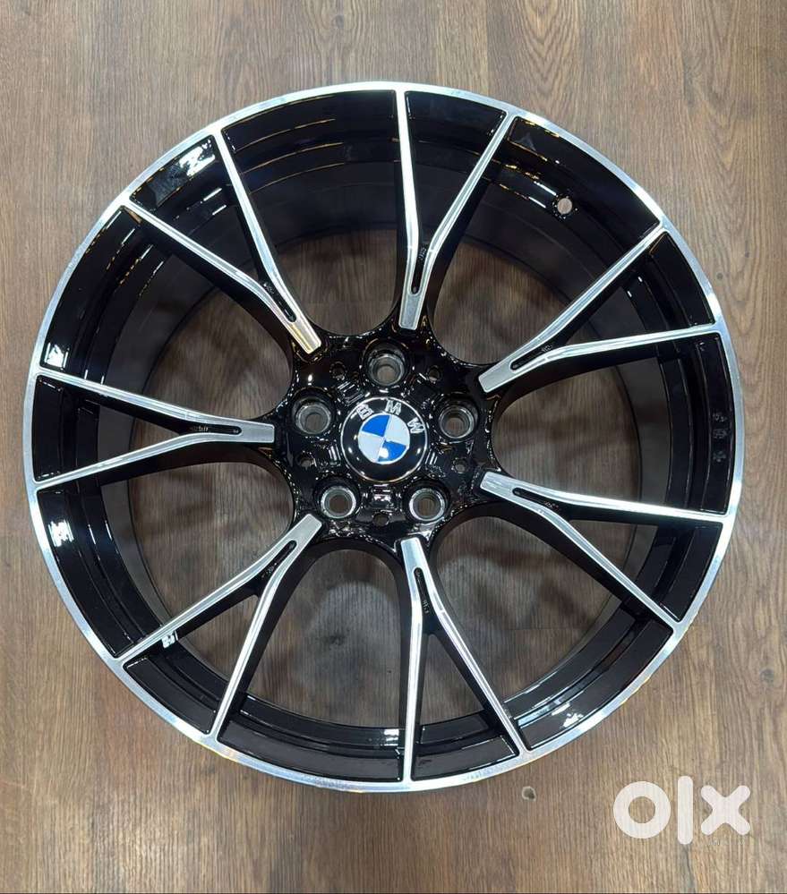 BMW ALLOY WHEELS 19 INCHES (120 PCD) BRAND NEW