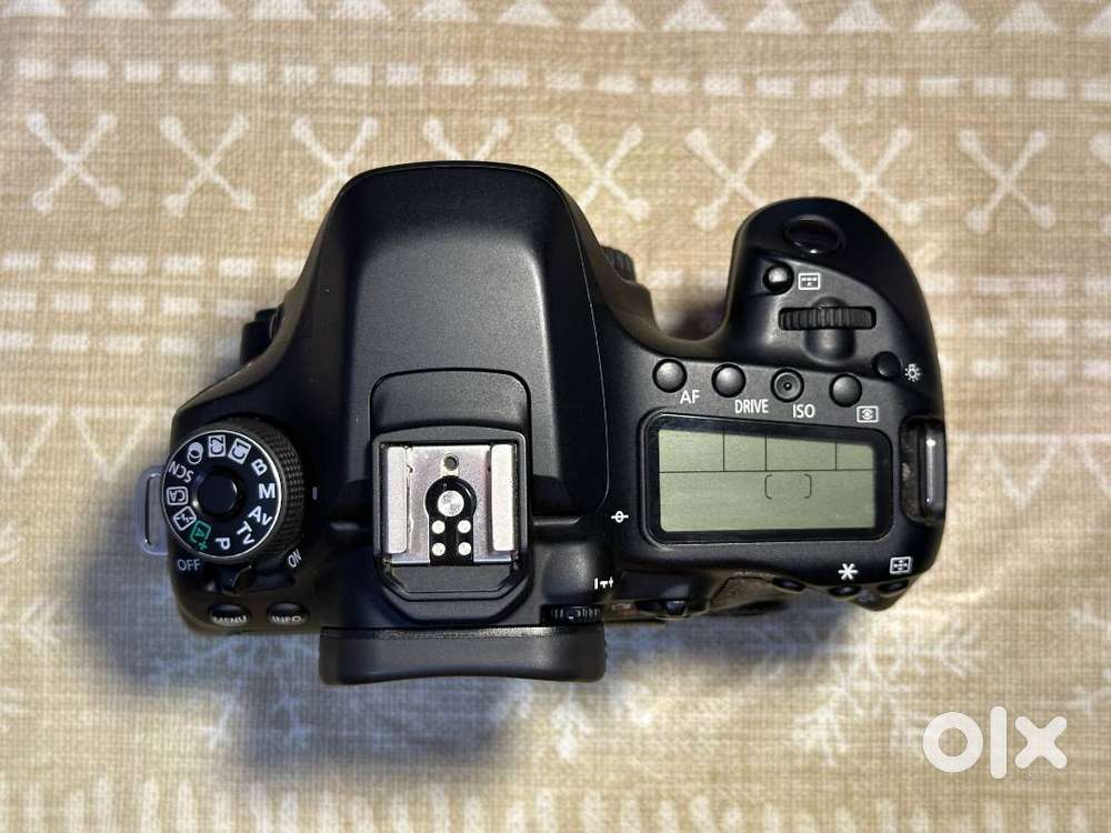 Canon 80D + 18-135mm Nano USM Lens  Pro Kit  Extra Battery & Accesso