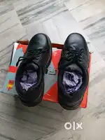 New Safety shoes size 7
