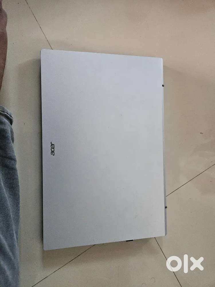 Acer aspire 3 12gen i3 20gb ram