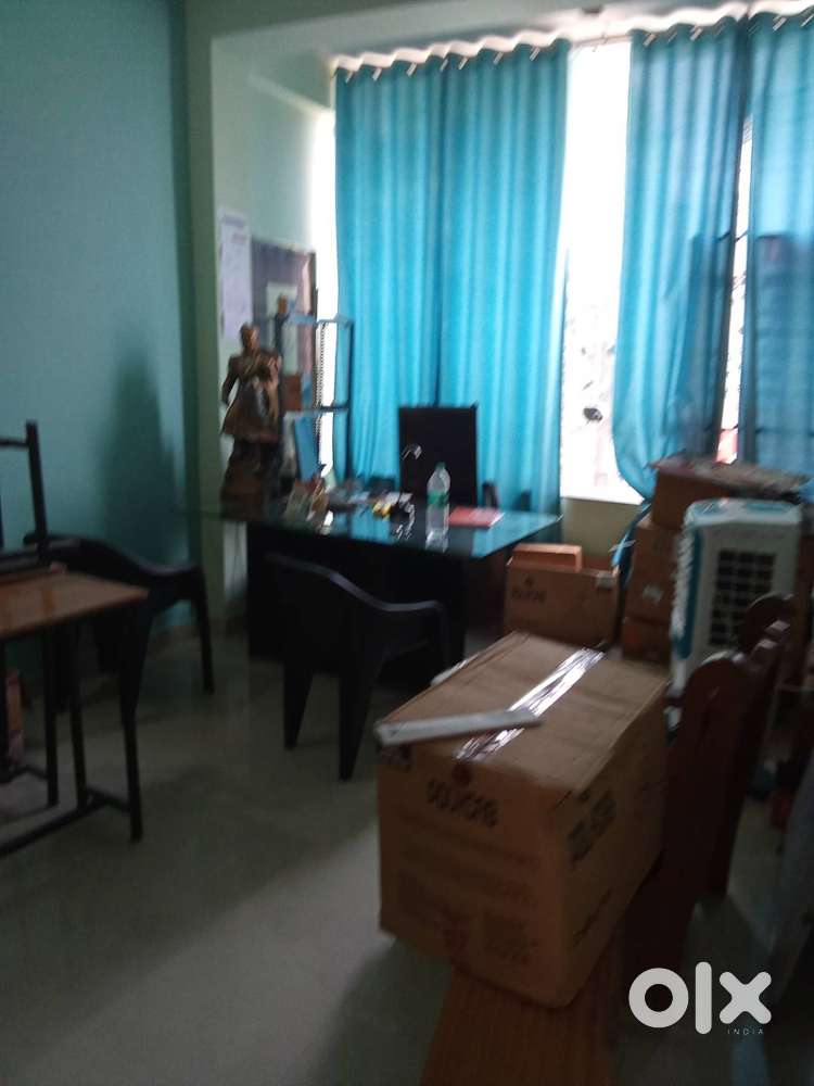 OFFICE FOR RENT     no brokarage charge