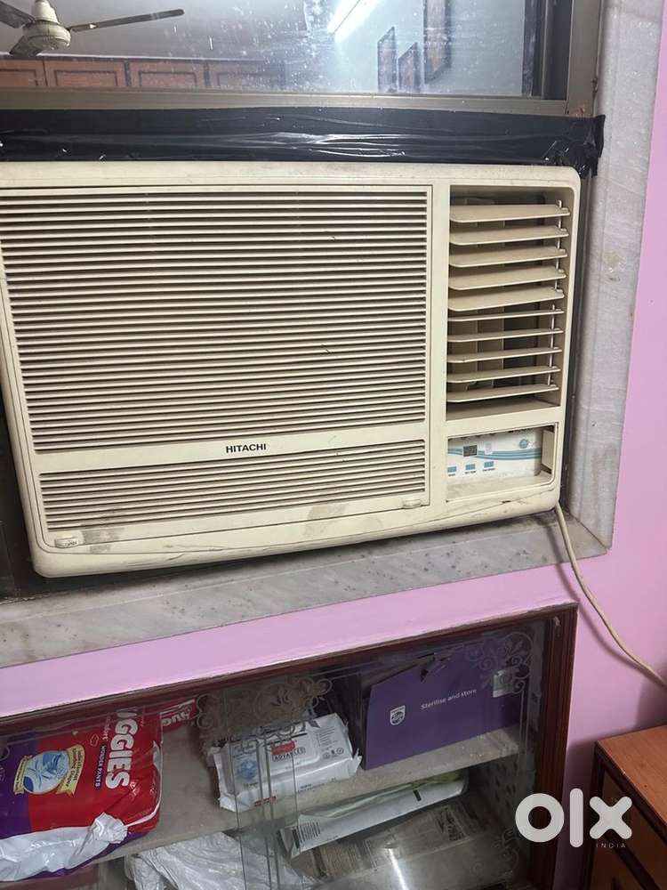 Window AC hitachi company
