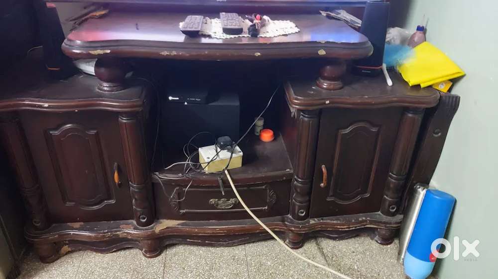 Shahi TV unit for sell