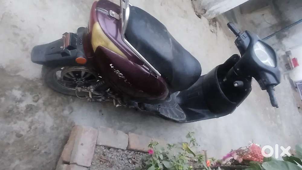 Hero electric scooter