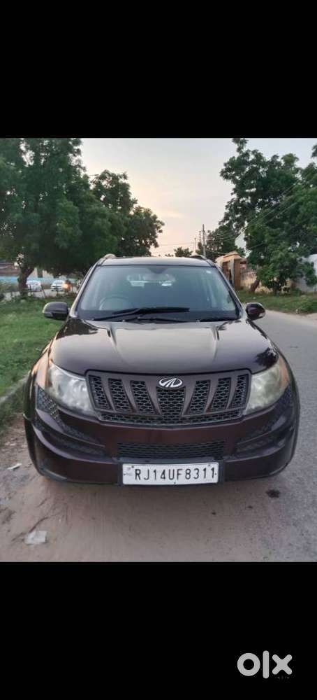 Mahindra XUV500 2.2 W8 Sportz, 2013, Diesel