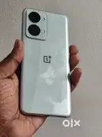 OnePlus Nord 2t 5G . 12 / 128