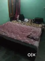 Singal Bad with boxes