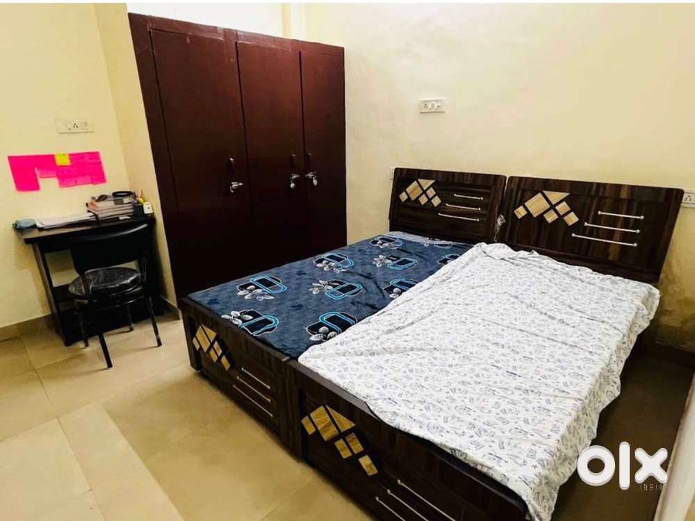 Pg for girls AC rooms double sharing in thadi market