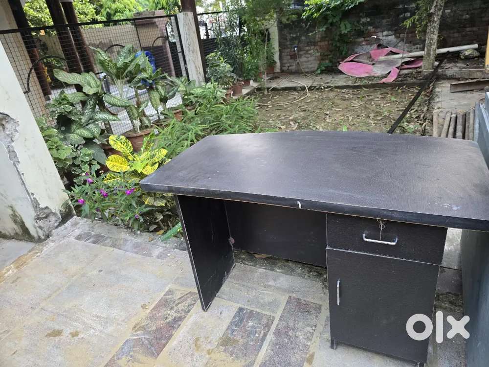 Computer Table