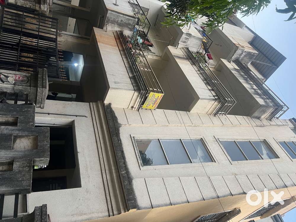 Urgent required roommate In RK