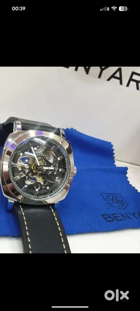 Benyar Mechanical Analog watch
