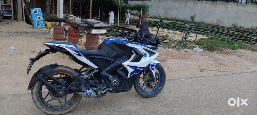Pulsar RS 200