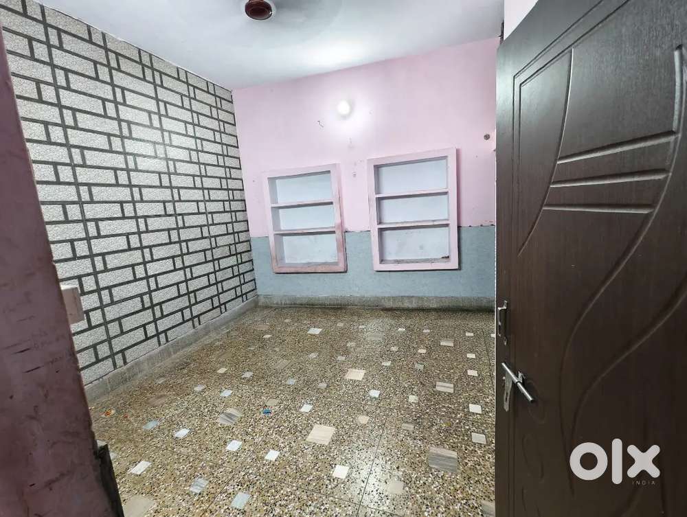 2 Room set for rent for family