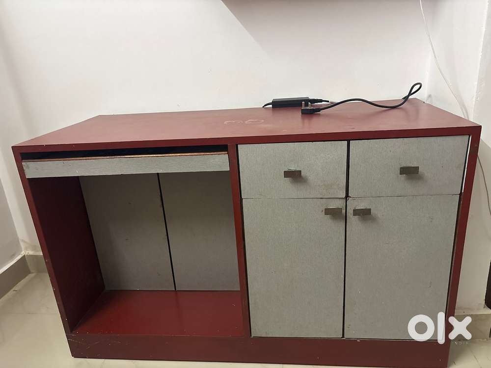 Computer table / Study table