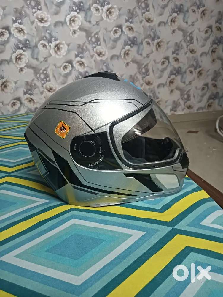 Helmet ...