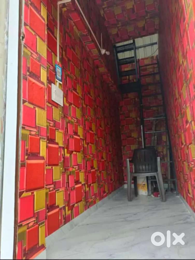 Shop for sale with terrace