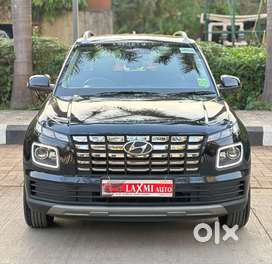 Hyundai Venue 1.2 S (O), 2024, Petrol