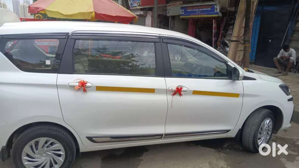 Eartiga driver chahiye 1200 Rent per day  24 hours.