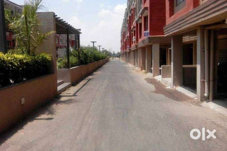 No Brokerage - Rent 1BHK Furnished Flat Atlantis Park Nr Agora EDI IPR