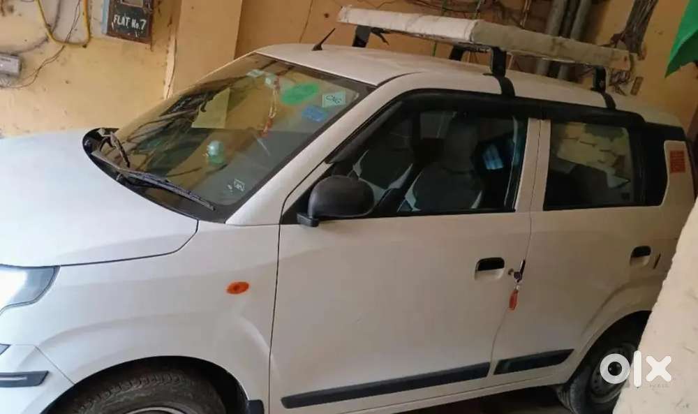 Ola uber driver chahiye 50 - 50 me gadi chalane ke liye