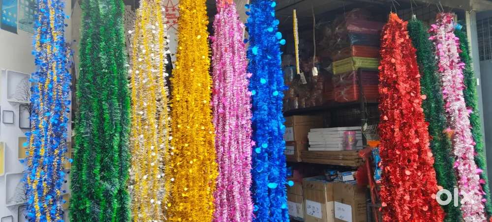 Female staff for sales in wholesale shop