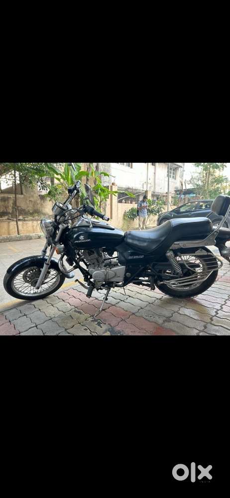 Bajaj Avenger 220