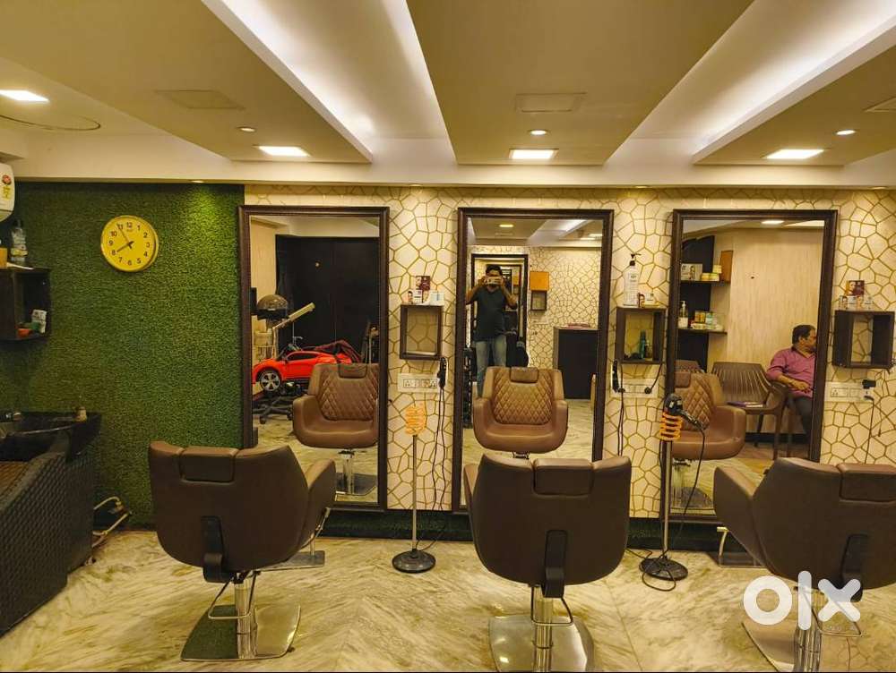 Ritz & Royale luxury salon for sale