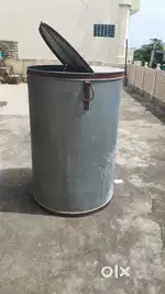 Iron drum for wheet and for other storage