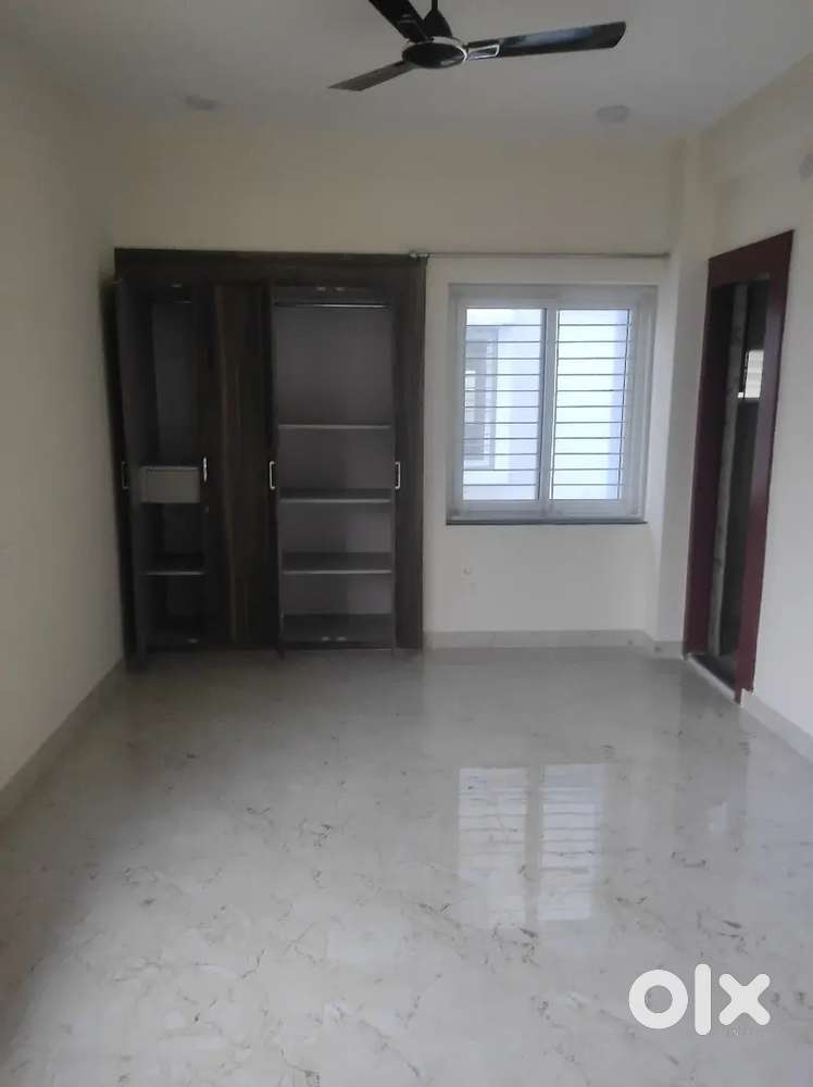 3/2 bhk flat residential/commercial