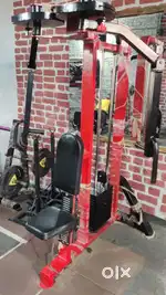 Second hand gym setup with gym mat and mirror
