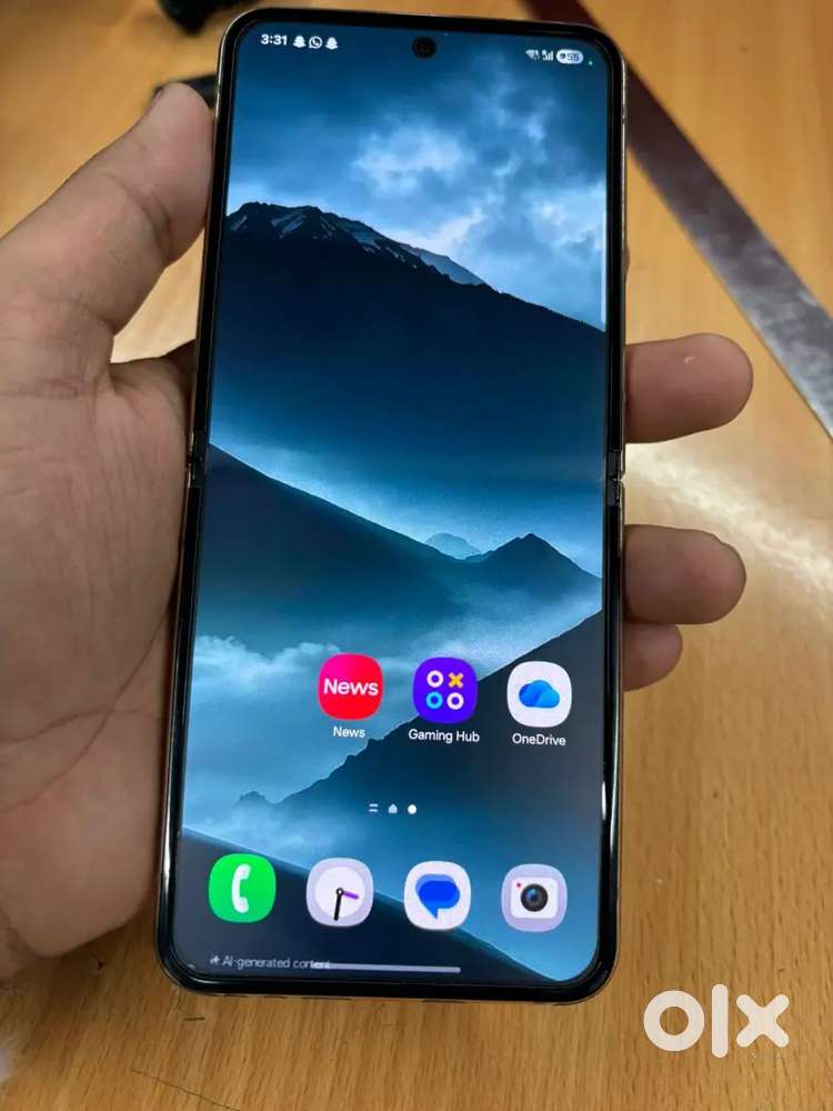 Samsung Flip 4 8gb ram 256gb memory Special Edition A One Condition