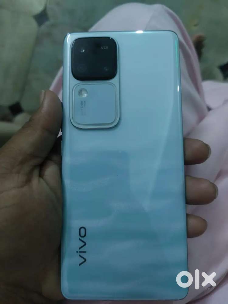 Vivo v30 pro 12+12 gb  512gb