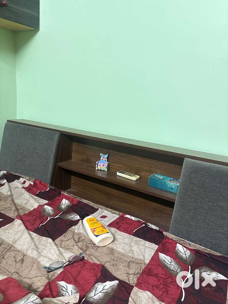 Wakefit bed