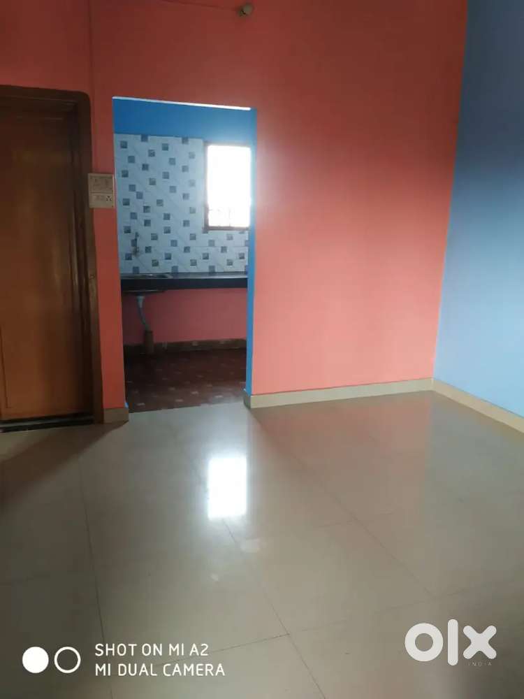 FULL INDEPENDENT couple friendly double room near ulubari under 7.5k