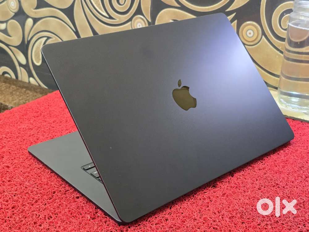 M2 15inch Macbook Air 8gb 256gb SSD Notch 3K Display 98% Health