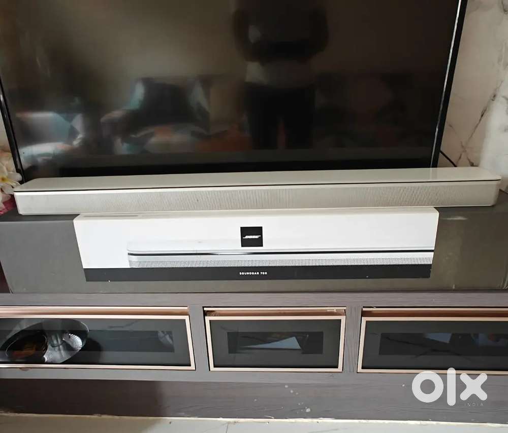 Bose 700 Sound Bar Available For Sale