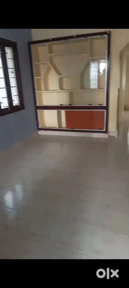 First floor House Rent Krishna Nagar, M.C. Road, Thanjavur