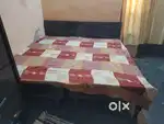 4 seater sofa and double bed with gadda