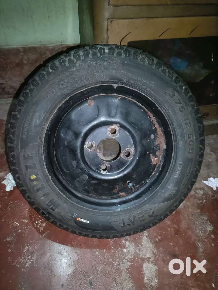 CEAT TYRE 38 INCHES single piece only