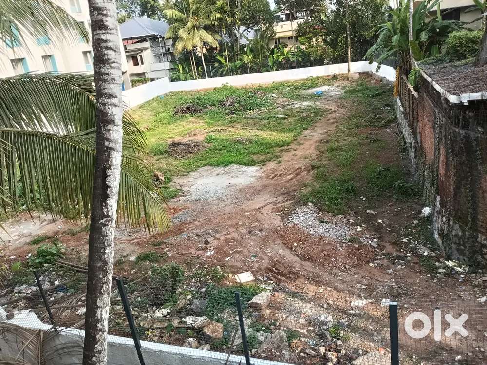 Phlot rent in jagathy