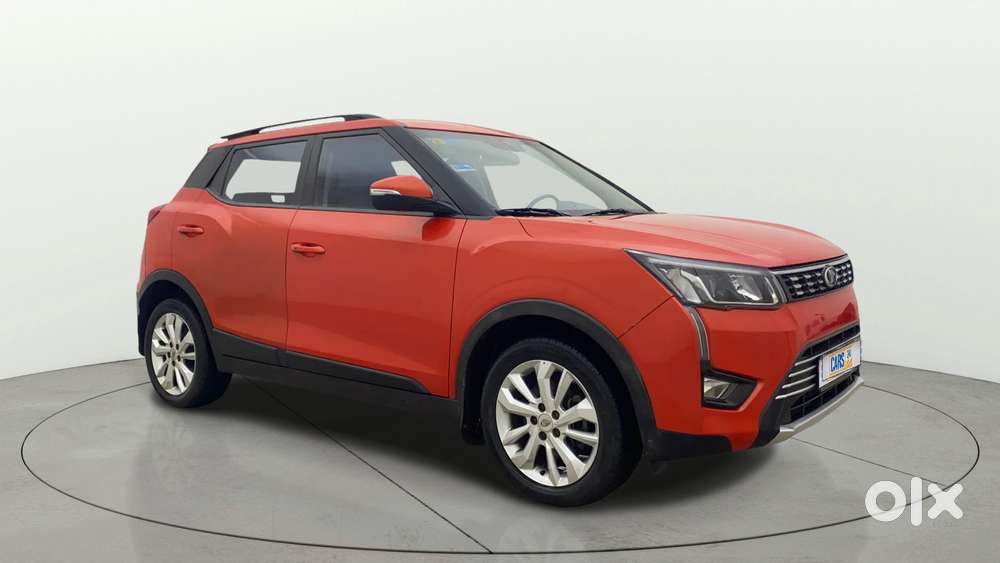 Mahindra XUV300 W8, 2019, Petrol