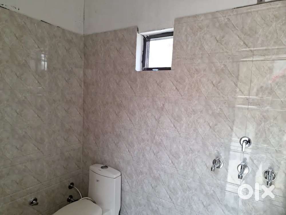 One room  one kitchen and bath room  for rent bases