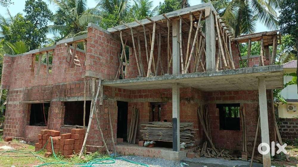 P-00139 : Luxury Villa for sale in Kadirur, Kannur