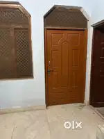 2Bhk flat in good condition and nearest from all Banks And Markets