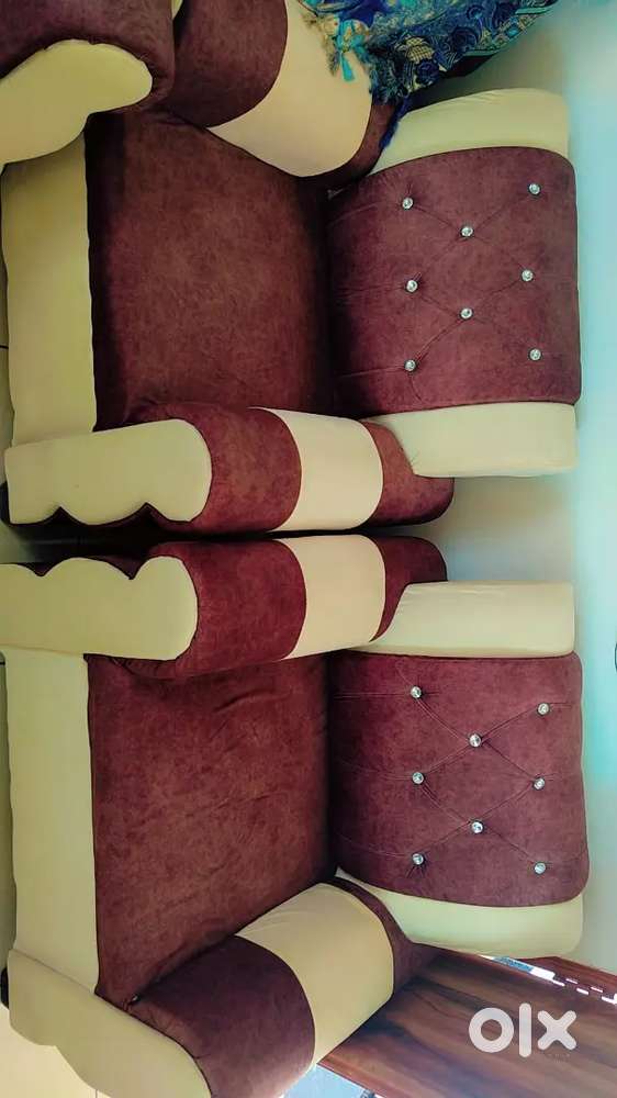 Sofa set with cover