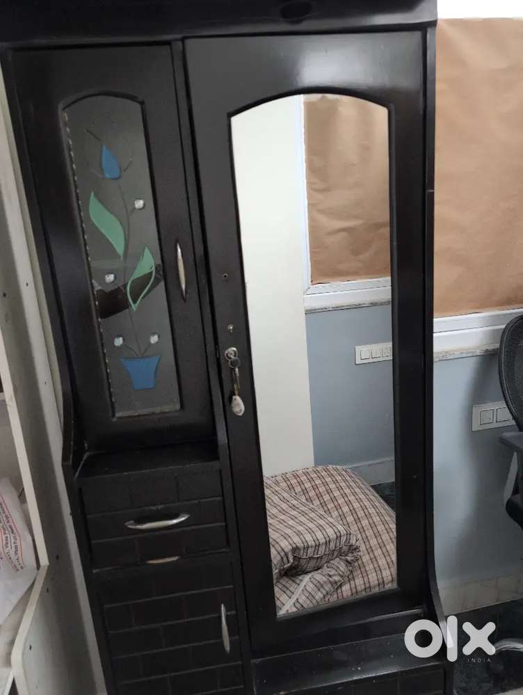 Modern Dressing Table with Mirror & Storage Budget Deal !