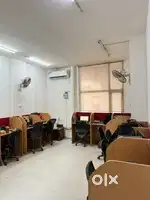 12 workstations 1 boss cabin
