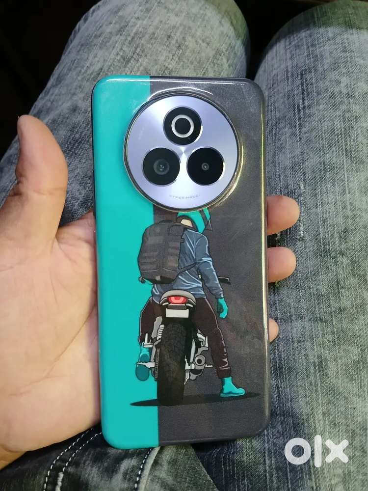 Realme p3 pro 8+8gb/256gb he 7 manth old he