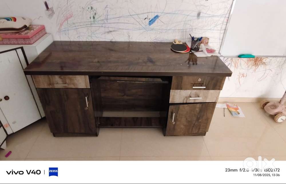 Study/ office table for sale